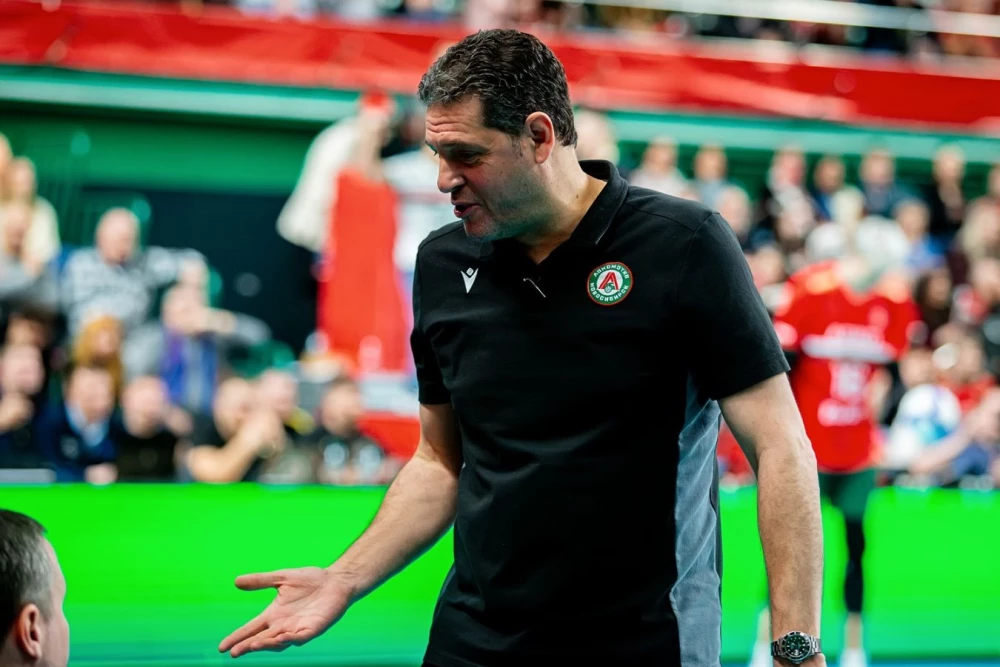 Обзор 23-го тура мужской Суперлиги по волейболу, ключевые моменты и результаты матчей, турнирная таблица волейбольной Суперлиги, эмоции игроков и борьба команд