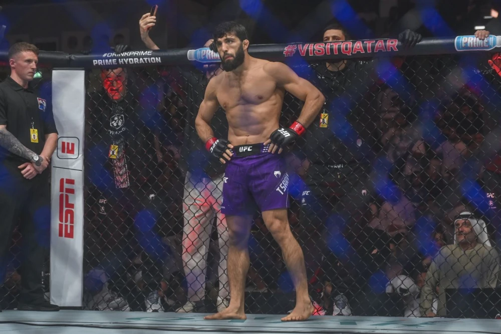 Арман Царукян выражает недовольство политикой UFC относительно ветеранов, таких как Джастин Гэтжи и Чарльз Оливейра, призывая дать дорогу молодым бойцам.