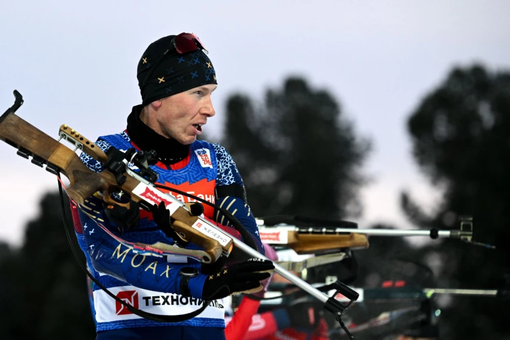 Александр Поварницын лидирует в Кубке России по биатлону 2025/2026