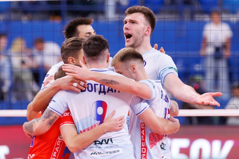 Логотип мужского волейбольного клуба «Динамо»