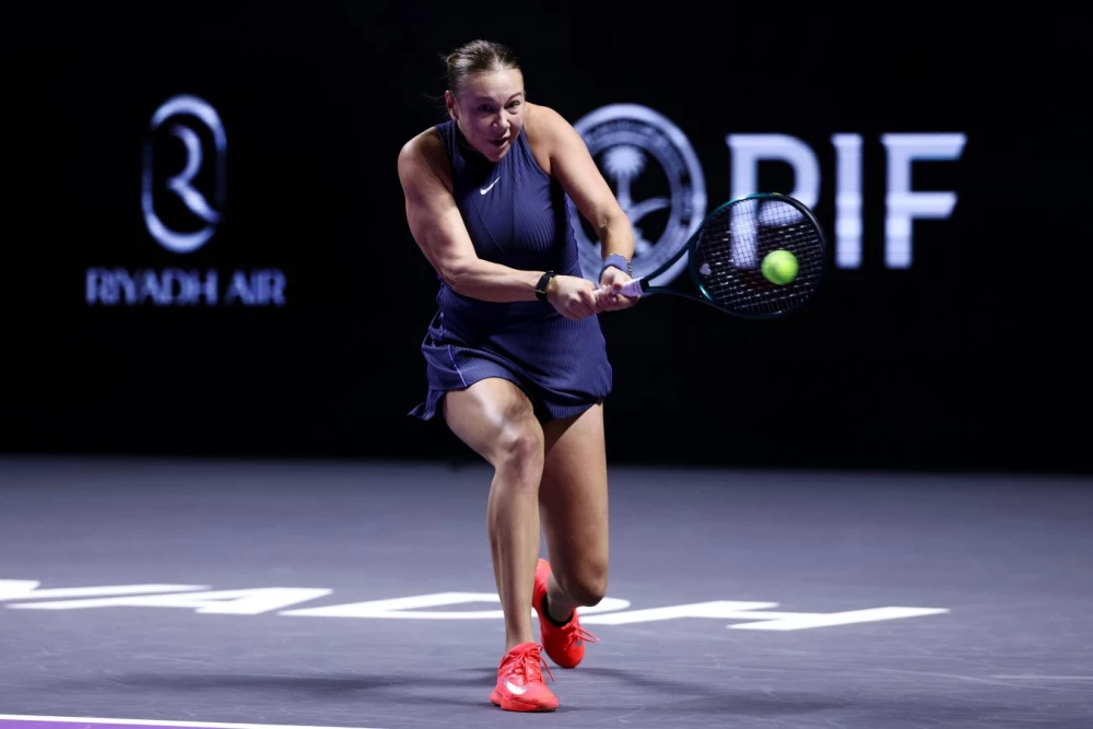 Теннисистки Кори Гауфф, Элина Свитолина, Аманда Анисимова и Джессика Пегула на турнире WTA-1000 в Дубае, готовящиеся к полуфиналам