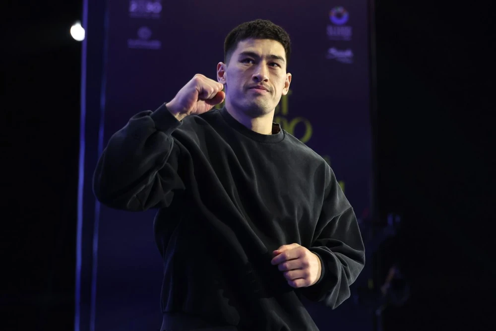 Дмитрий Бивол готовится к бою с Михаэлем Айфертом в Екатеринбурге 30 мая на турнире RCC Boxing