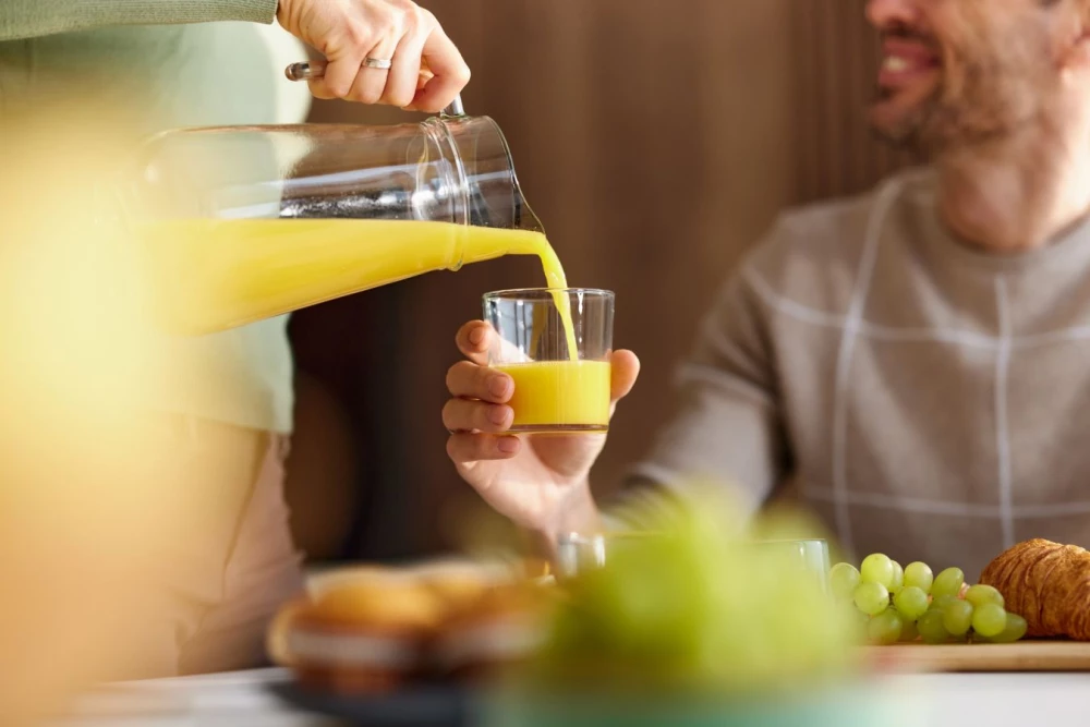 Опасности свежевыжатых соков для здоровья